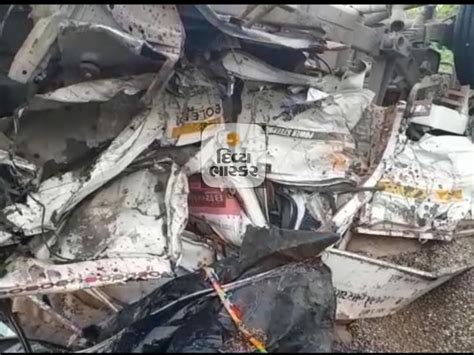 Freaking accident between pickup Dala and Iwa truck in Kadi, drivers ...