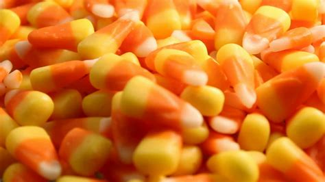 A brief history of loving (and hating) candy corn | FOX 10 Phoenix