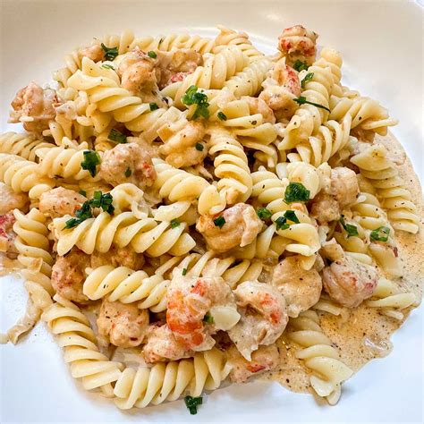 New Orleans Crawfish Pasta Recipe: Irresistible Flavor Explosion - PlugChef