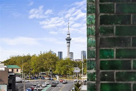 Greenhouse Apartments | Urban Rest