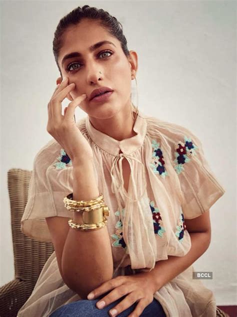 Kubbra Sait channels mermaid vibes in underwater photoshoot, wows the ...
