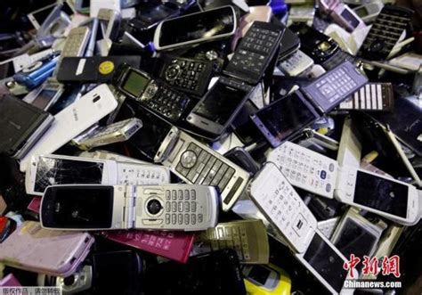 你的旧手机去哪了？正规回收率不到2% 以旧充新转卖_广州日报大洋网