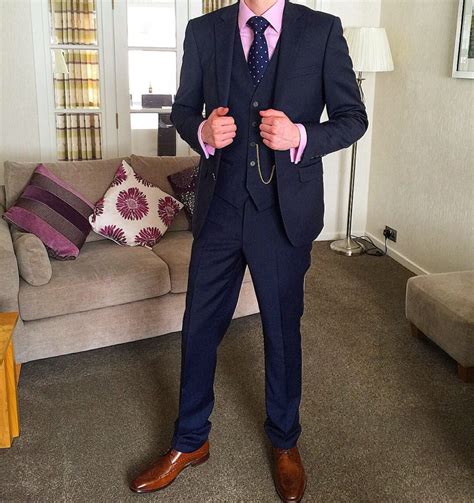 brogue-shoes.us | Navy suit pink shirt, Mens navy suit, Blue suit men