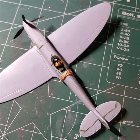 Scale Model Aircraft Building 的图像结果