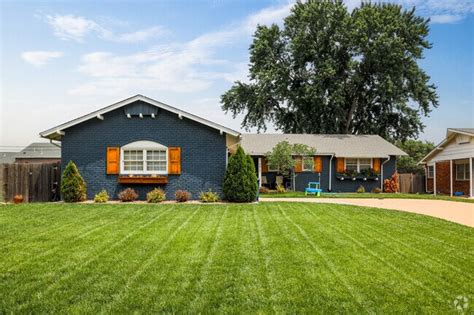 About Pine Valley Estates | Schools, Demographics, Things to Do - Homes.com