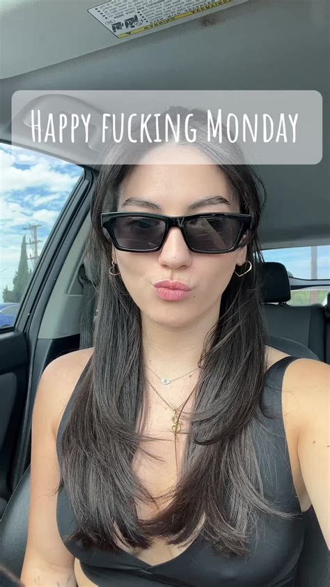 🦄 @meganmistakes - Megan Mistakes