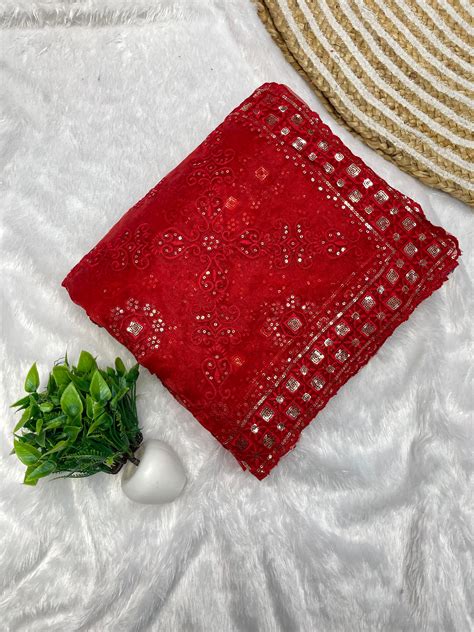 Red Bell Model Inspired Organza Saree – Monamaar