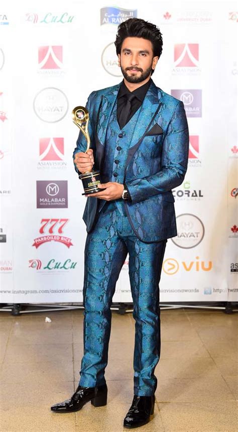 Ranveer Singh Wore Boots With High Heels To An Award Show