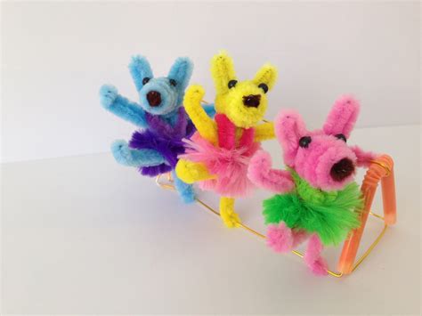 Pipe Cleaner Crafts: 9 Awesome Craft Ideas for Kids and Adults