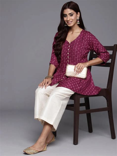Buy Trendy Anarkali Kurtas Online for Women in India | Libas