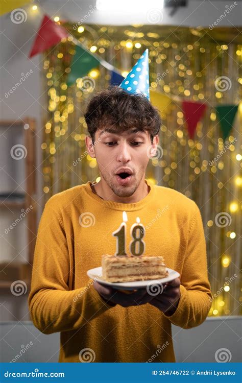 Happy Birthday Arabic Cake