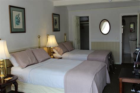 Tara Manor Inn Rooms: Pictures & Reviews - Tripadvisor