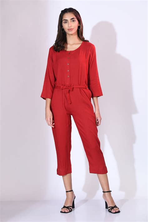 Maroon Solid Basic Jumpsuit – SABHYATA CLOTHING