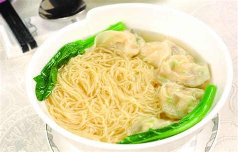 柳州传统美食--云吞的菜品介绍-柳州市柳南区黄秀青云吞店