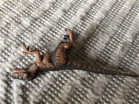 Buy Jurassic Park Velociraptor Figure Dinosaur JP03 Moving Head 1993 ...