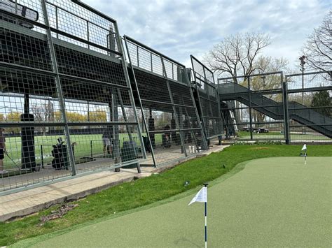 Activities Near Campus: Diversey Driving Range | DeBlogs