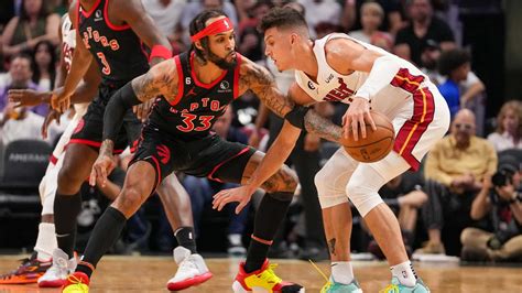 Download Gary Trent Jr And Patrick Williams Wallpaper | Wallpapers.com