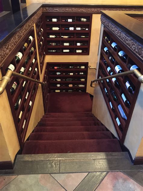 The Wine Room em Winter Park, um lugar imperdível para quem aprecia um ...