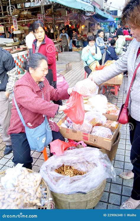 Buy Local China 的图像结果