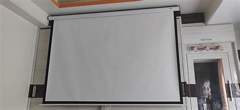 Inlight Premium Wall Autolock Projector Screen Size: - 7 Feet x 5 Feet ...