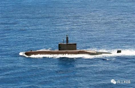 朝鲜潜艇潜射导弹失败后受损_腾讯网