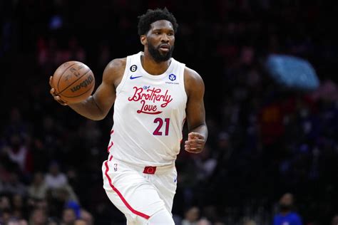 NBA : le rouleau compresseur Joel Embiid | TV5MONDE - Informations