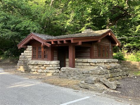 Wyandotte County Lake Park: South Entrance Lodge - Kansas City KS ...