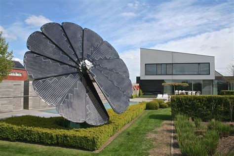Solar Panel Flower 的图像结果