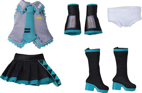 Buy Good Smile Character Vocal Series 01: Hatsune Miku Nendoroid Doll ...