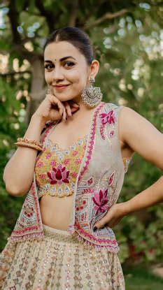 Esha Kansara's white wedding look is exactly what we needed