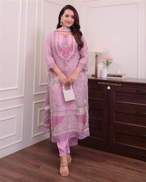 Lilac Muslin Floral Digital Printed Pakistani Kurti Pant Dupatta Set ...