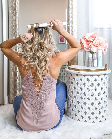 10 MIN HAIR TUTORIAL: HOW I CURL MY SHORT HAIR – Styled Adventures ...