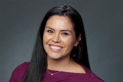 Natalia Barajas, DPT Grad, Helps Forge Paths to Success | USC Online