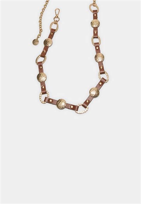 Αθλητική Ένδυση M | Stradivarius Greece