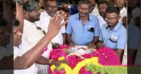 ஆணவ படுகொலை செய்யப்பட்ட கவின் உடல் ஒப்படைப்பு... மருத்துவமனையில் பலத்த ...