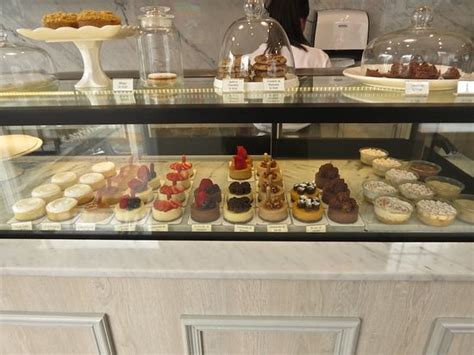 PATTY PASTELERIA ARTESANAL, Lima - Av. Conquistdores 521, San Isidro ...