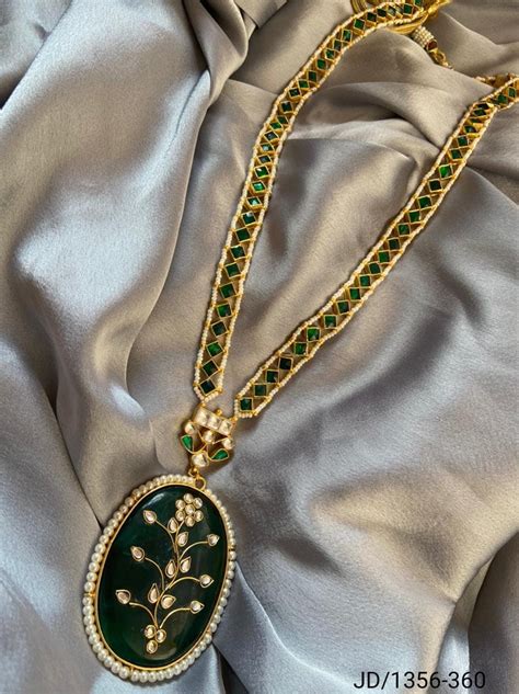 GREEN SABYASACHI INSPIRED PENDANT NECKLACE FOR WOMEN -MOESNS001 – www ...