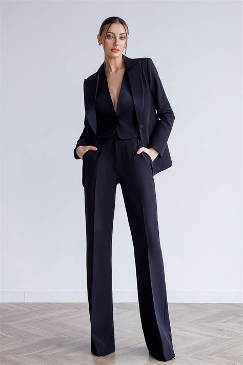 Black Single-Breasted Suit 3-Piece | Tuxedo women, Suits for women ...