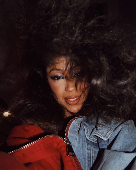 Liza Koshy - Bio, Age, Height, Wiki, 😍 | Models Biography