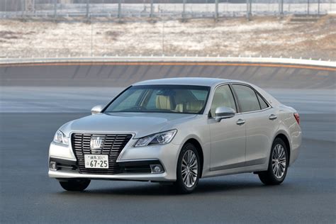 クラウンロイヤルサルーンG - www.metrorailnews.in