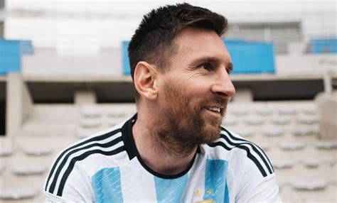 Here’s How Much Lionel Messi’s Net Worth Is; Check Out His Private Jet ...