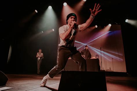 Show Review: Connor Price moves from the screen to the stage with sold ...