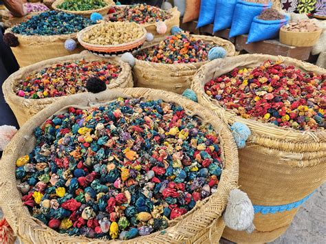 Does Tea Expire? Shelf Life Guide for Every Tea Type (2025) – Delighted Tea