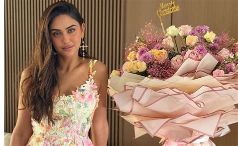 Dhurandhar के 'शरारत' गाने पर छिड़ी जंग, आयशा खान से तुलना और ट्रोलिंग ...