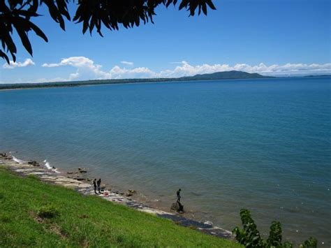 MAJI ZUWA WATER & SUN RESORT (Chilumba) - Lodge Reviews & Photos ...