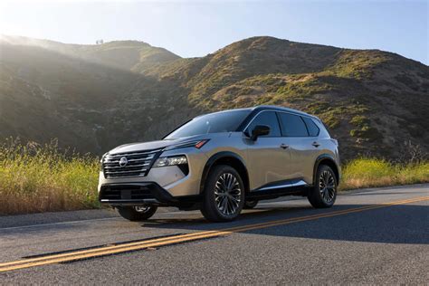 Nissan Dealer near Me | Raceway Nissan