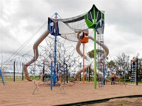 Seafront Oval And All Abilities Playground | Attractions | Queensland