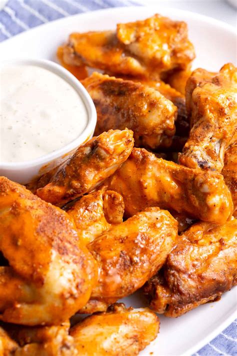 Easy Crockpot Buffalo Wings Recipe | All Things Mamma
