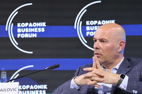 Srpska privreda više ne može da plaća velike kamate | Bloomberg Adria