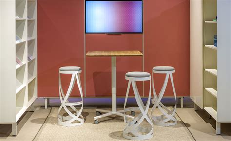 Ribbon Stool by Nendo for Cappellini | hive